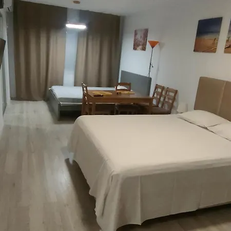 Dc Ghencea 158 Self Check-in Appartement *