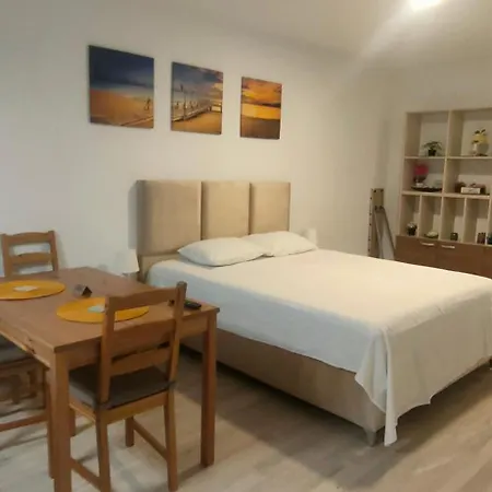 Dc Ghencea 158 Self Check-in Bucarest