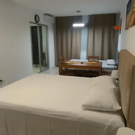 Dc Ghencea 158 Self Check-in *